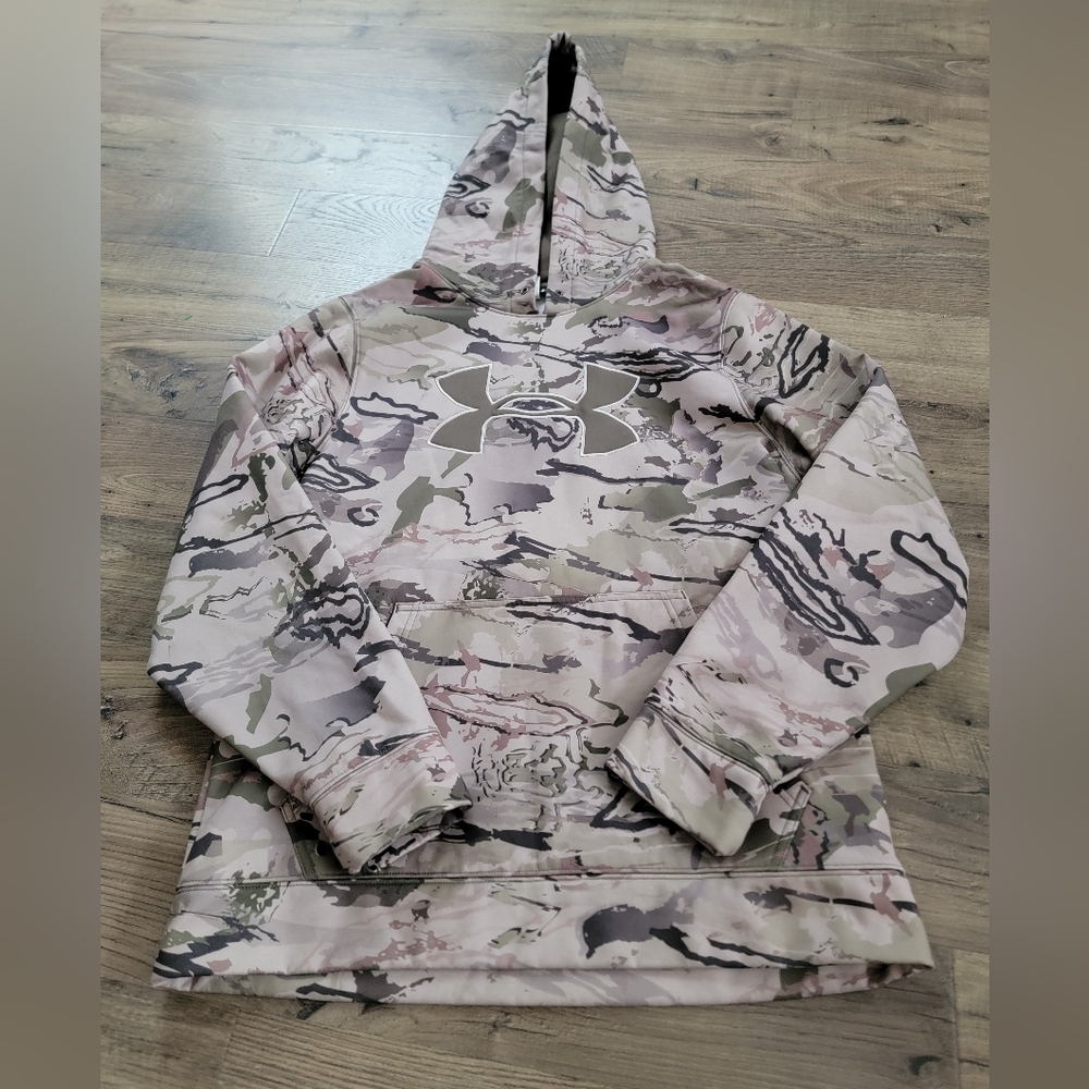 Under Armour Camo Hoody size medium